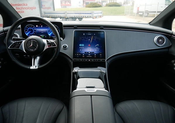 Mercedes-Benz EQE cena 329900 przebieg: 17500, rok produkcji 2022 z Głuchołazy małe 781